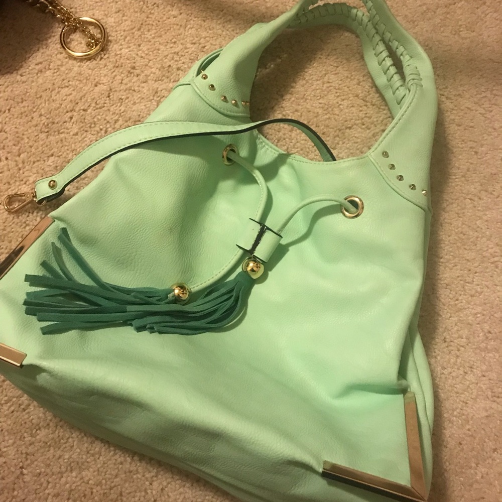 Hand bag